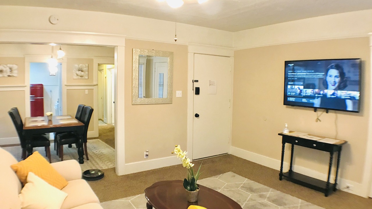 Photo of Livingroom in Oleander - Sunset