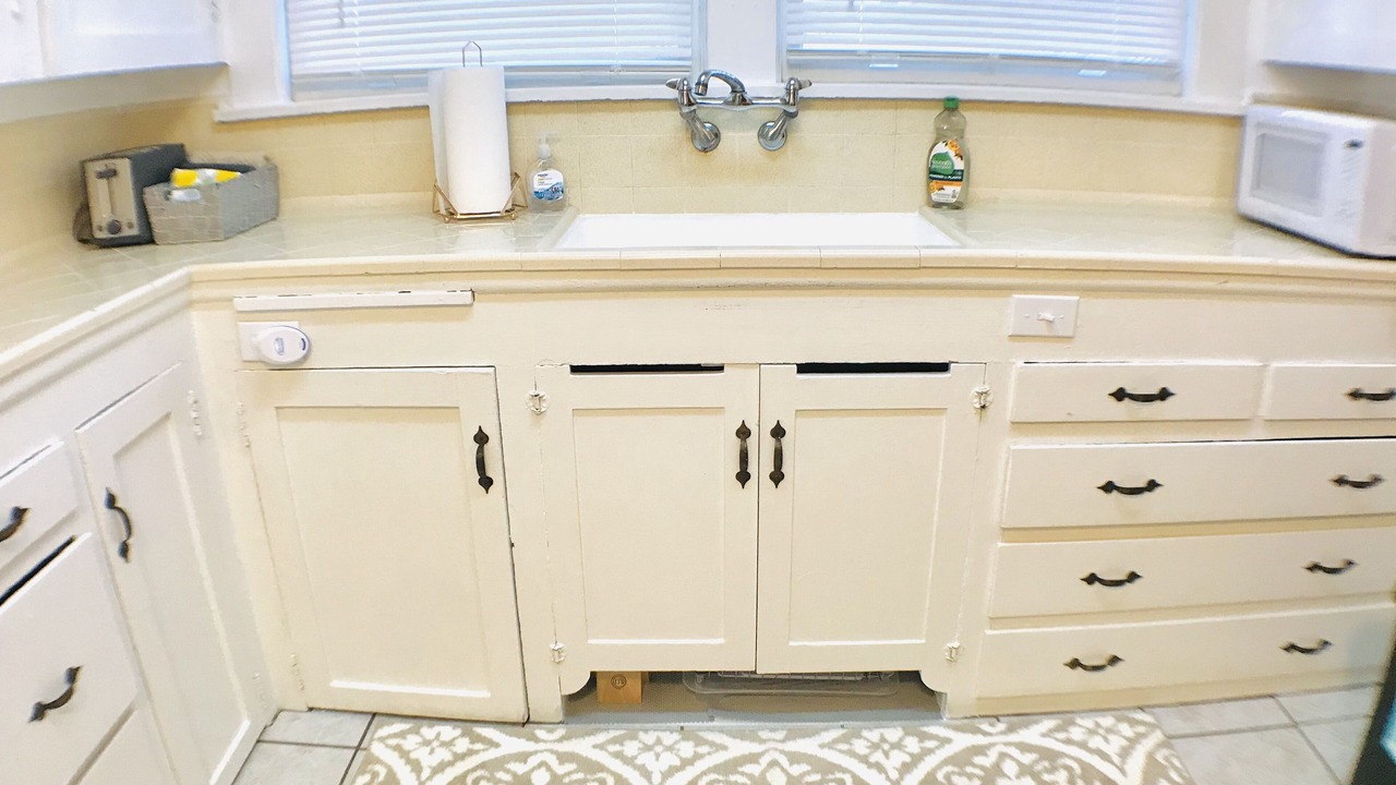 Photo of Kitchen in Oleander - Sunset