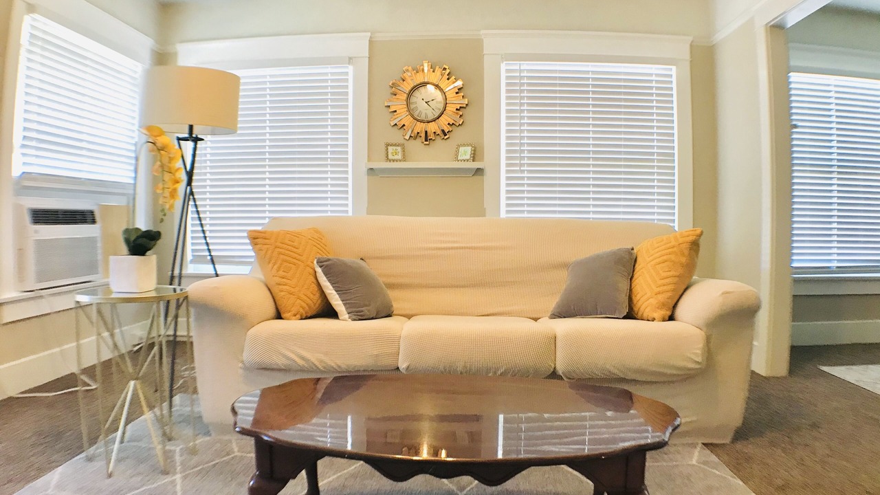 Photo of Livingroom in Oleander - Sunset
