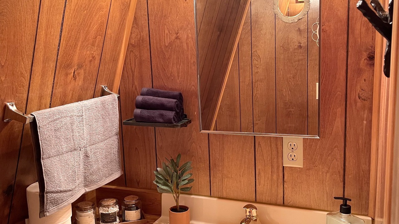 Photo of Bathroom in Woodlands
