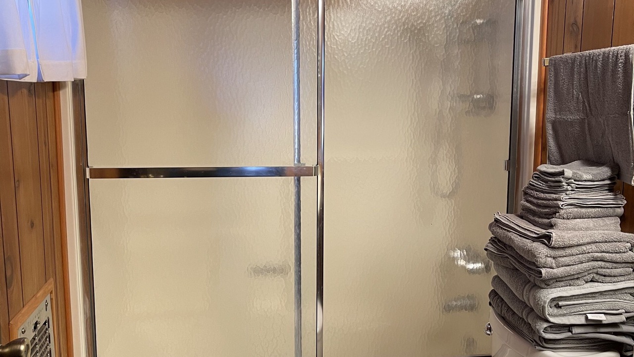 Photo of Bathroom in Woodlands