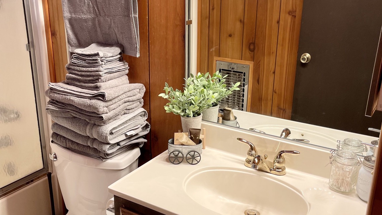 Photo of Bathroom in Woodlands