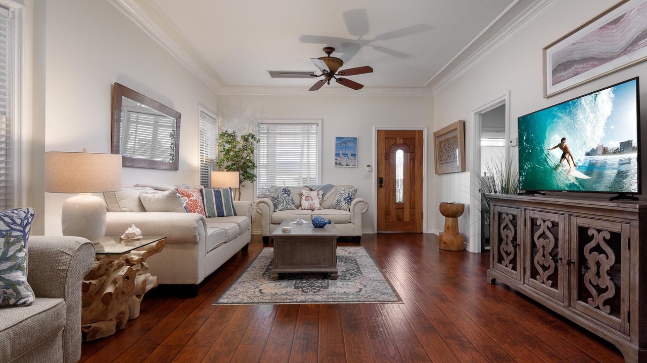 Photo of Livingroom in Historic Downtown Santa Barbara