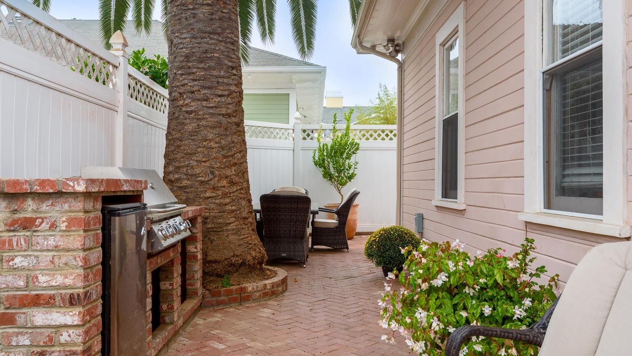 Photo of Patio Balcony in Historic Downtown Santa Barbara