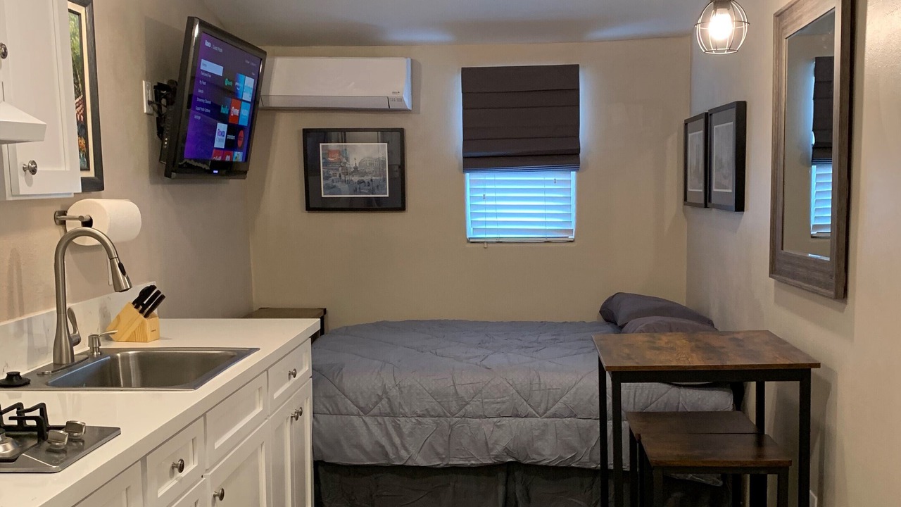 Photo of Bedroom in Azusa