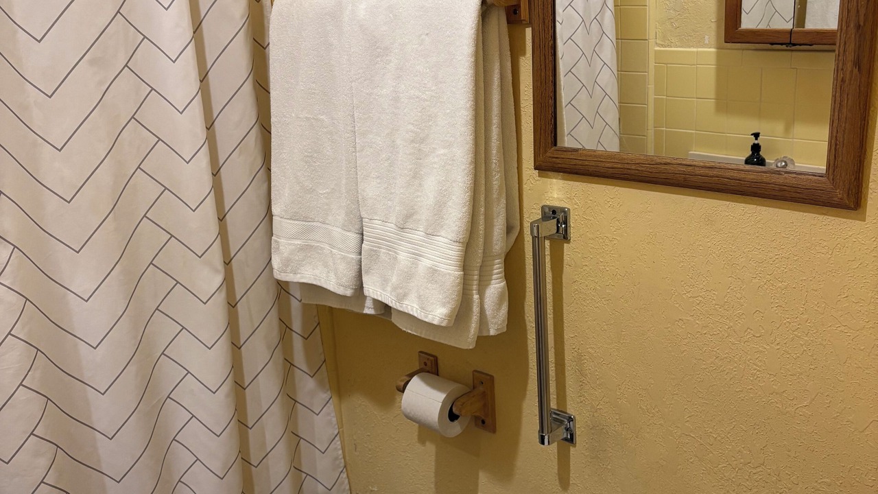 Photo of Bathroom in Historic Tennis Club