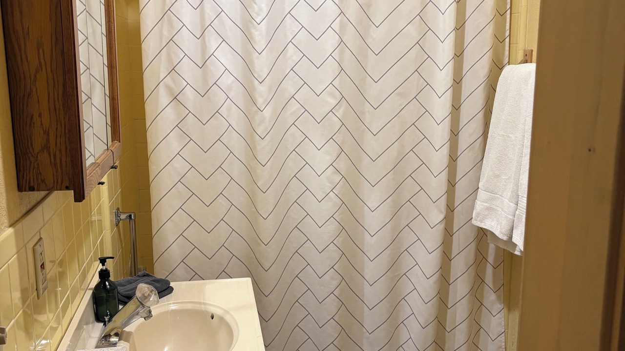 Photo of Bathroom in Historic Tennis Club