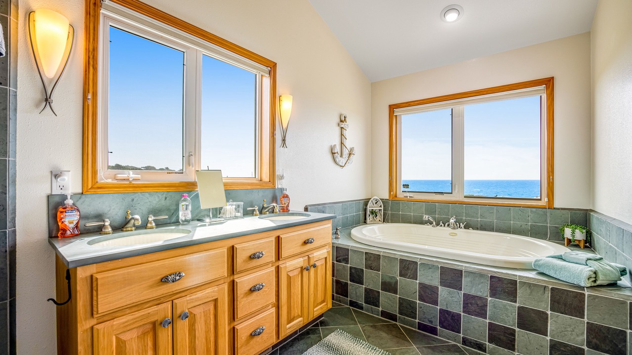 Photo of Bathroom in Fort Bragg