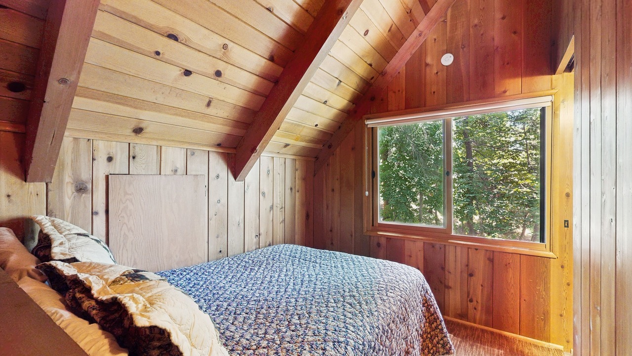 Photo of Bedroom in Arrowhead Villas