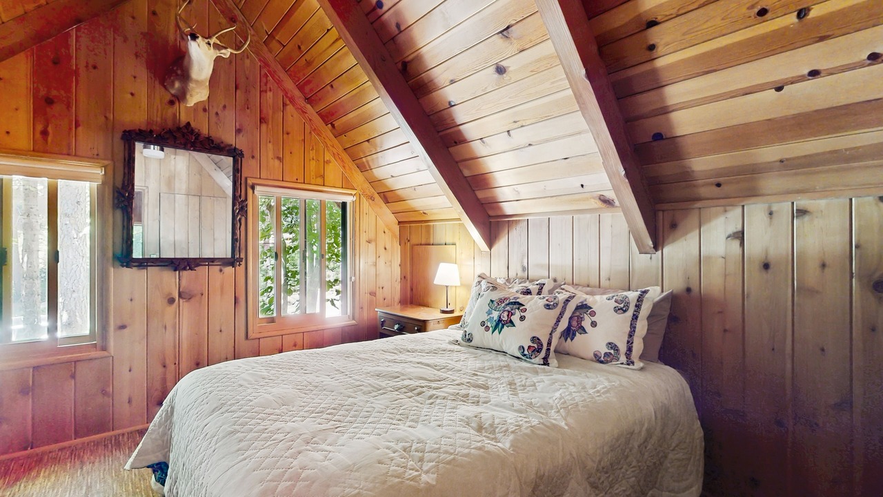 Photo of Bedroom in Arrowhead Villas