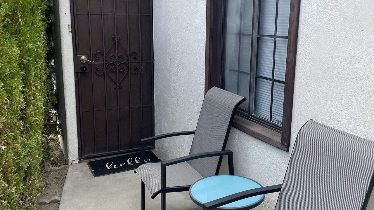 Photo of Patio Balcony in Historic Tennis Club