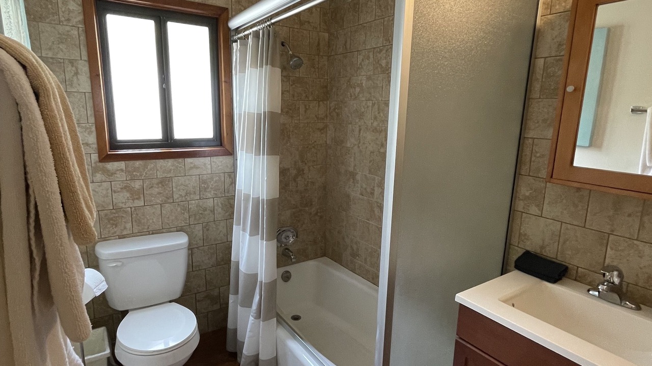 Photo of Bathroom in Historic Tennis Club