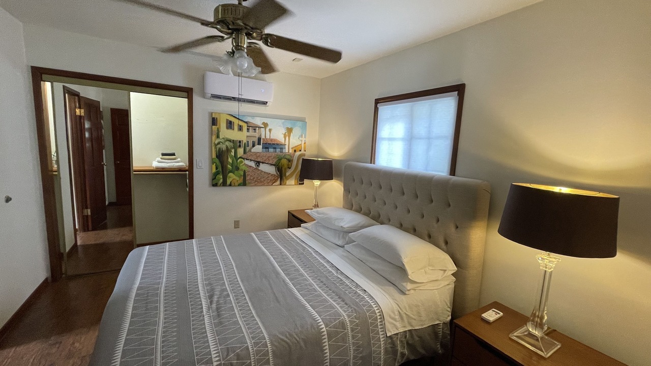 Photo of Bedroom in Historic Tennis Club