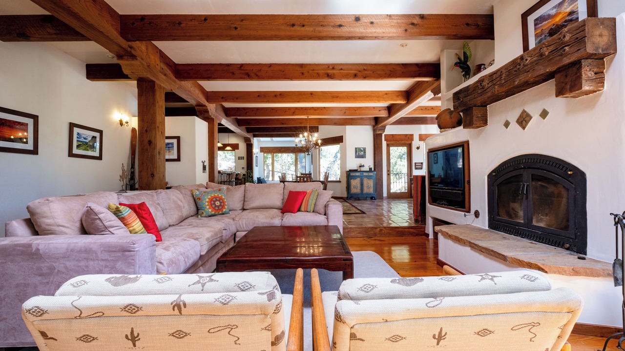 Photo of Livingroom in Marine Terrace