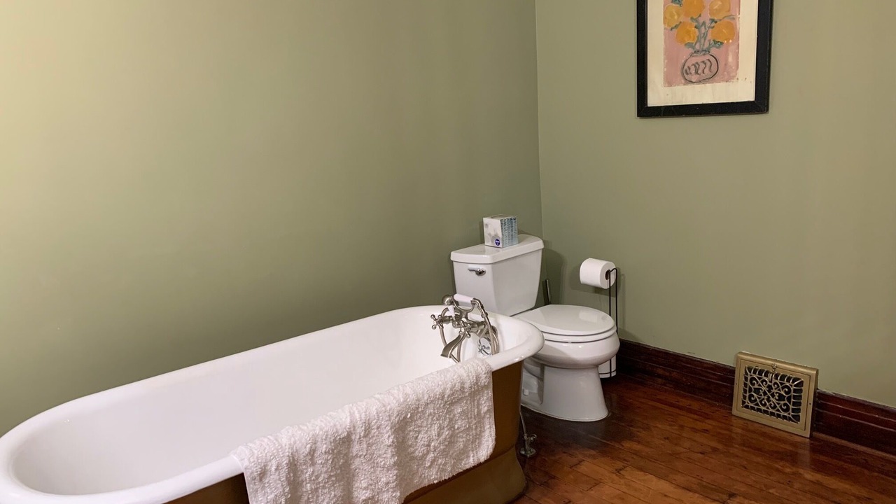 Photo of Bathroom in Larchmont