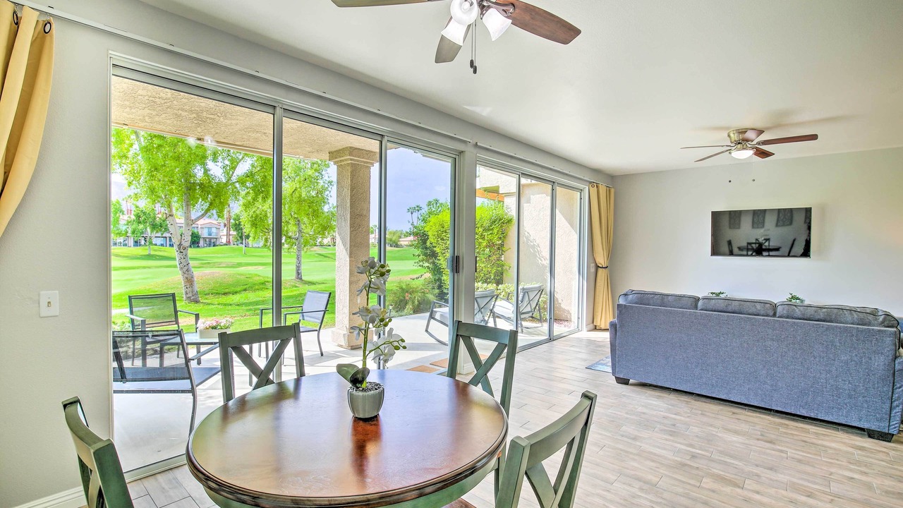 Photo of Livingroom in La Quinta