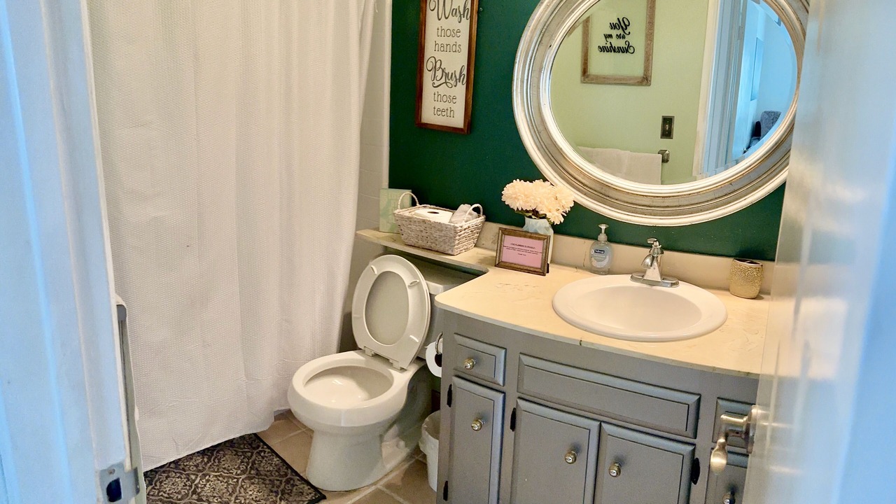Photo of Bathroom in Bay Park