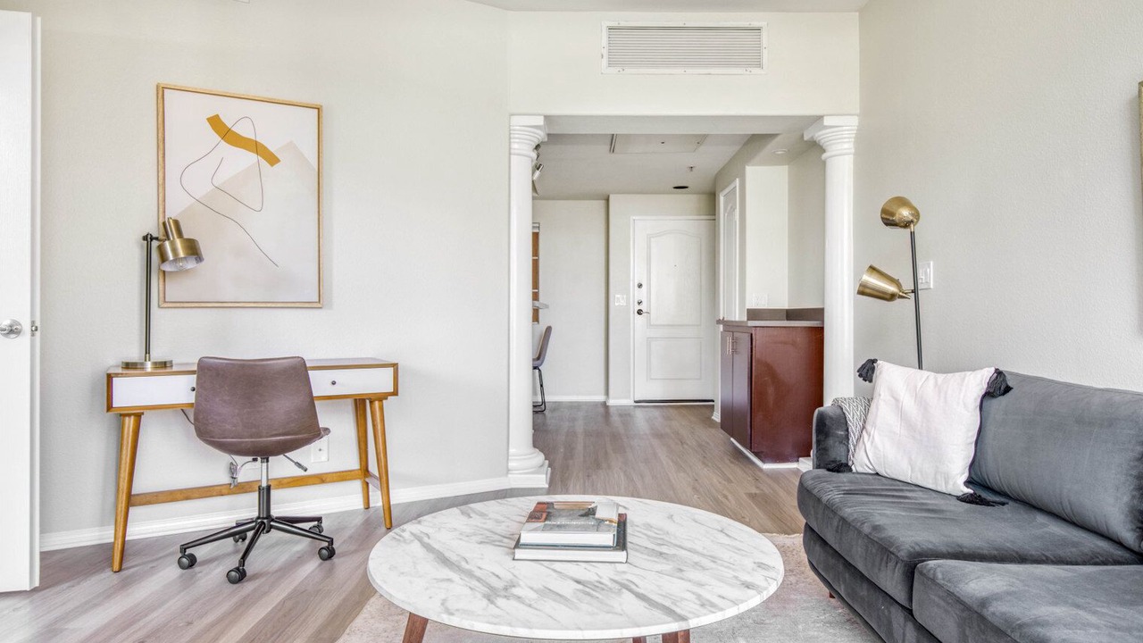 Photo of Livingroom in Beverly Grove