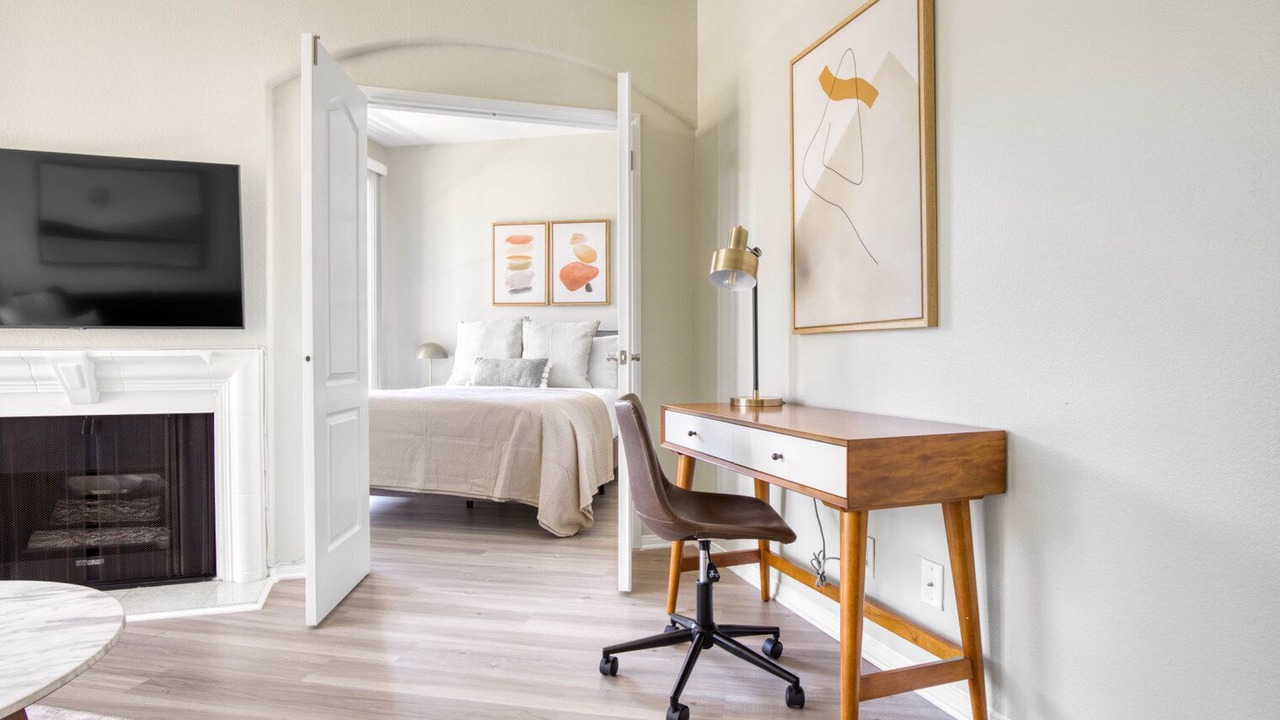 Photo of Bedroom in Beverly Grove