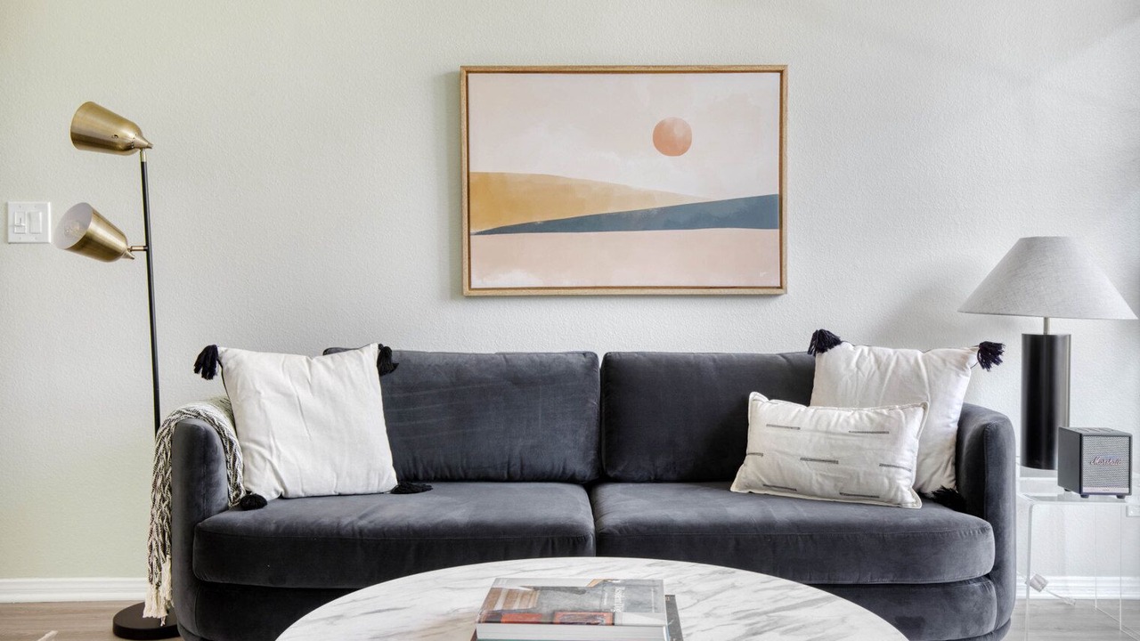 Photo of Livingroom in Beverly Grove