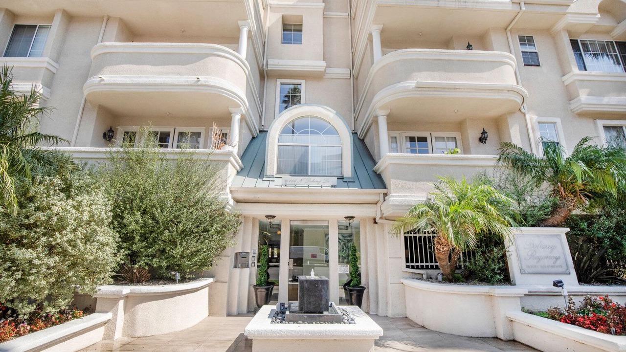 Photo of Outdoor in Beverly Grove