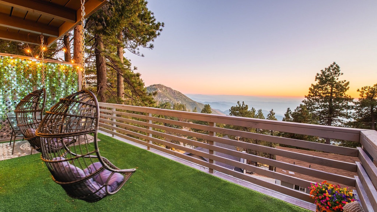 Photo of Patio Balcony in Running Springs
