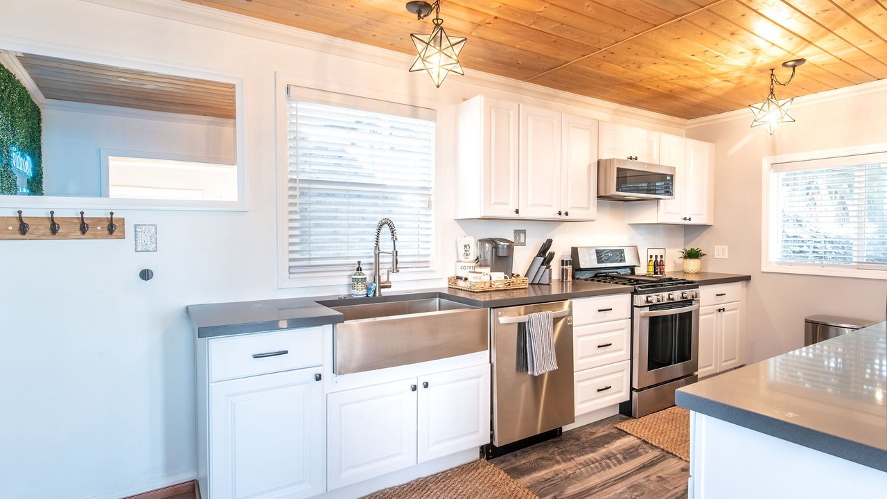 Photo of Kitchen in Running Springs