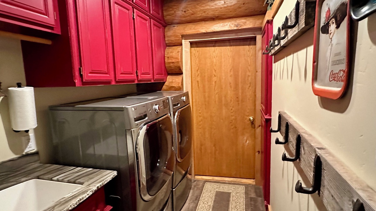 Photo of Bedroom in Fiddletown