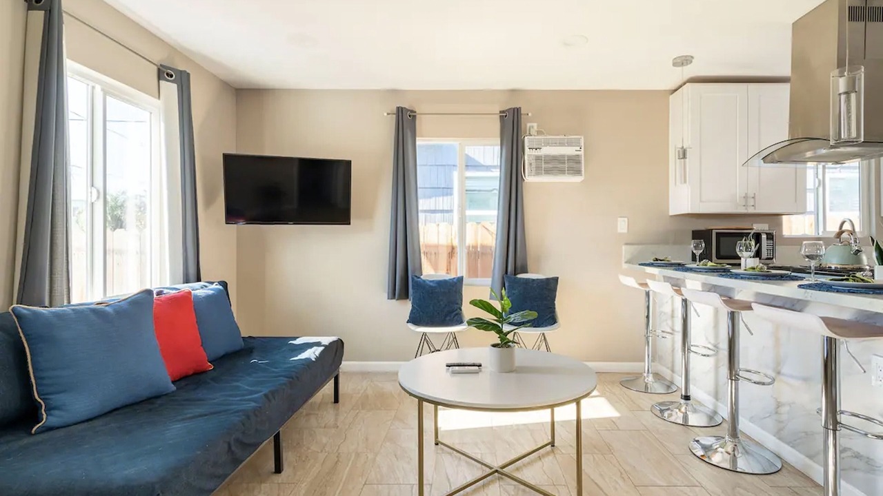 Photo of Livingroom in Lincoln Acres