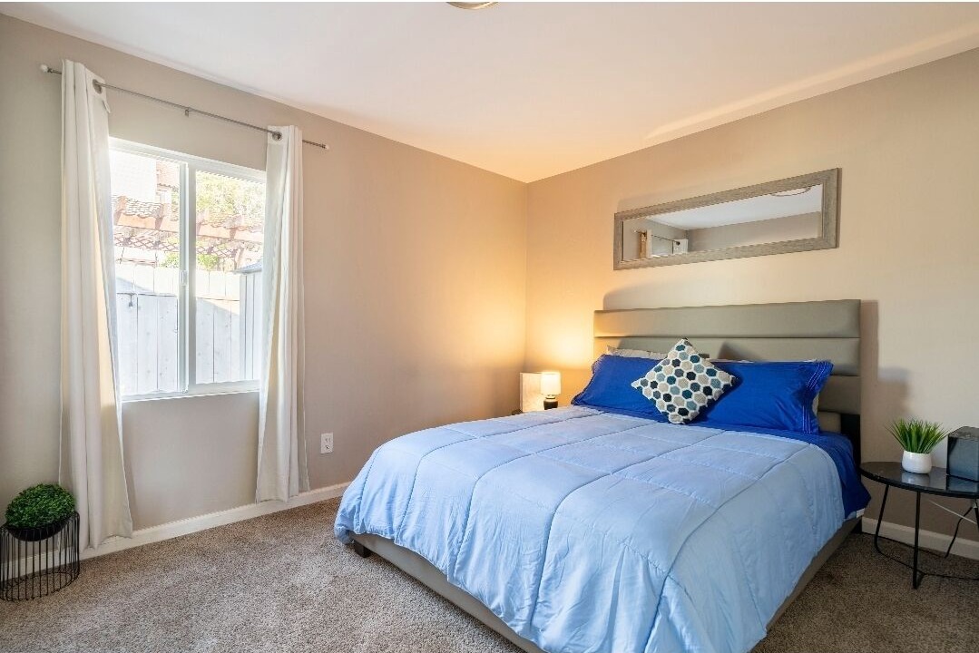 Photo of Bedroom in Lincoln Acres