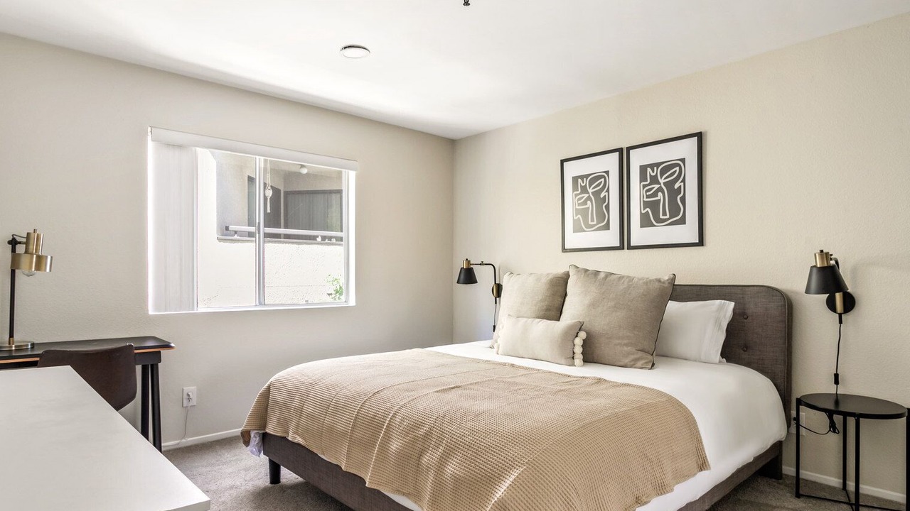 Photo of Bedroom in Sherman Oaks