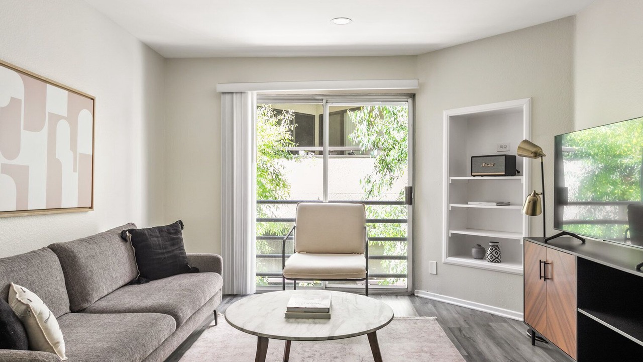 Photo of Livingroom in Sherman Oaks