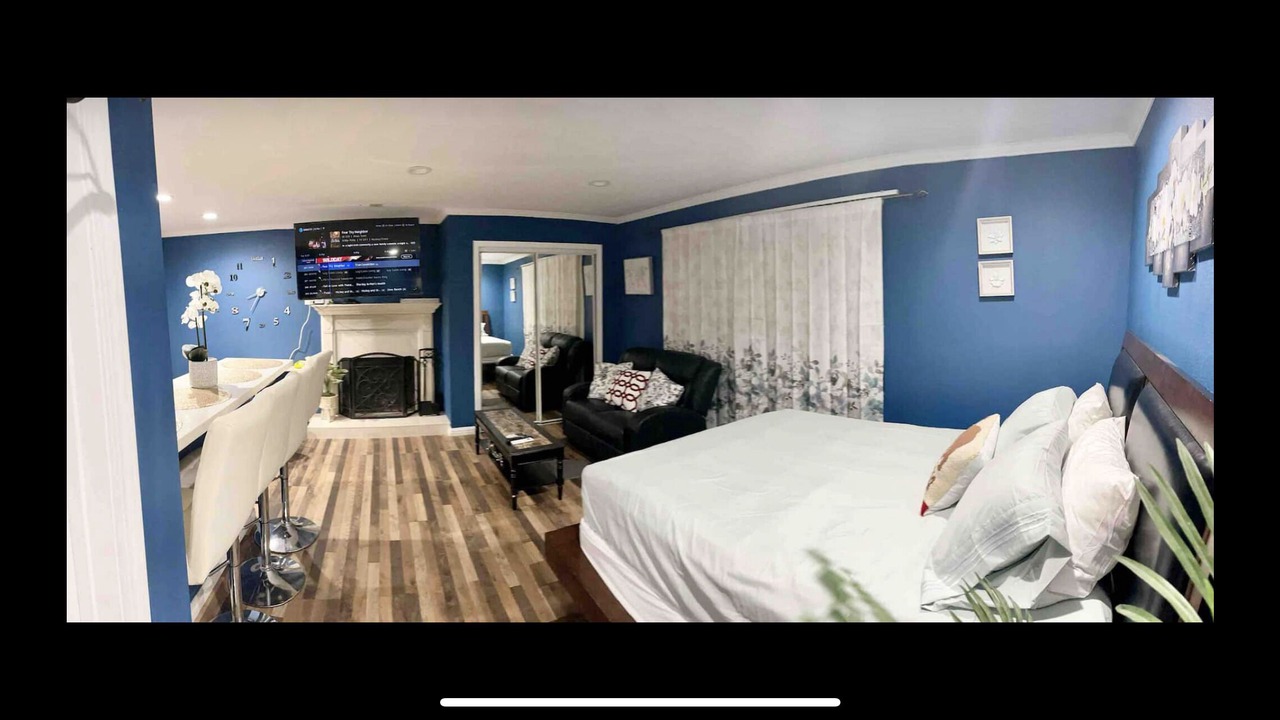 Photo of Bedroom in Montebello