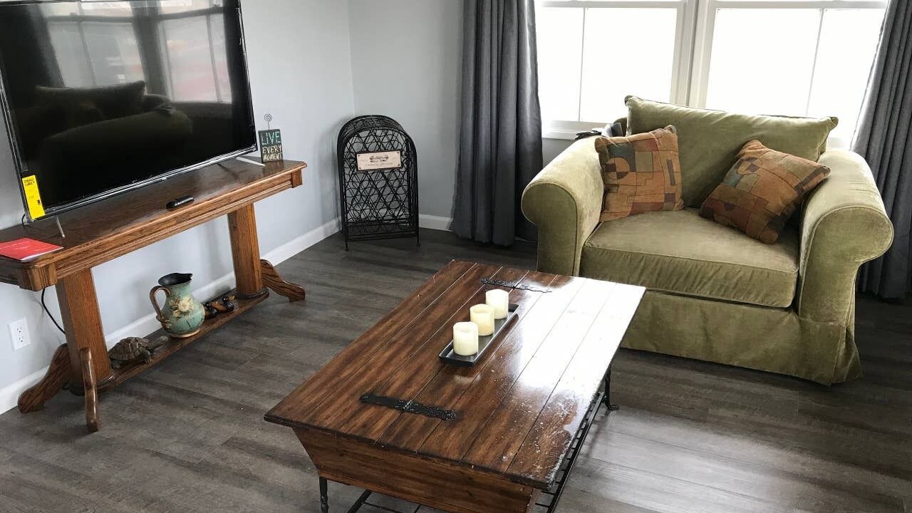 Photo of Livingroom in Eastside