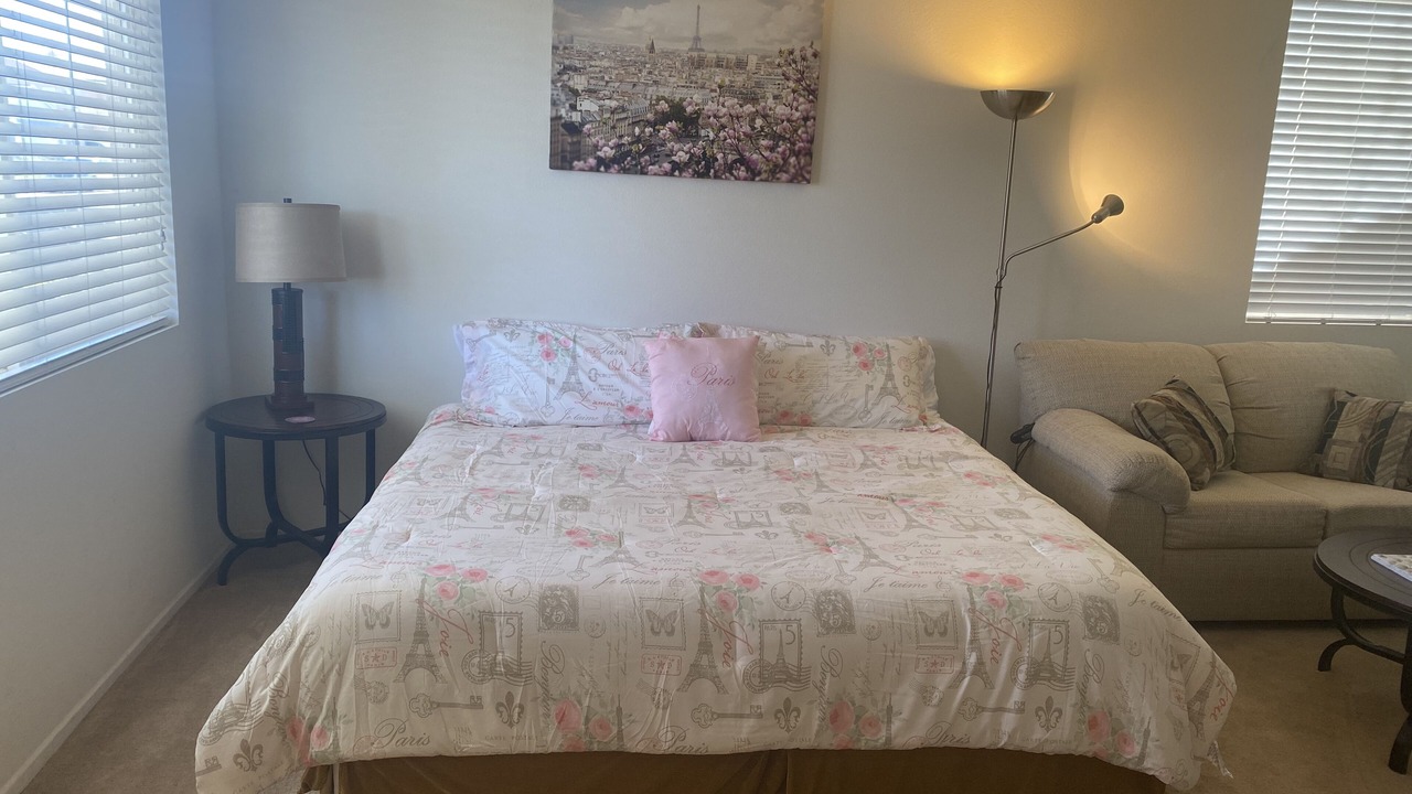 Photo of Bedroom in Hesperia