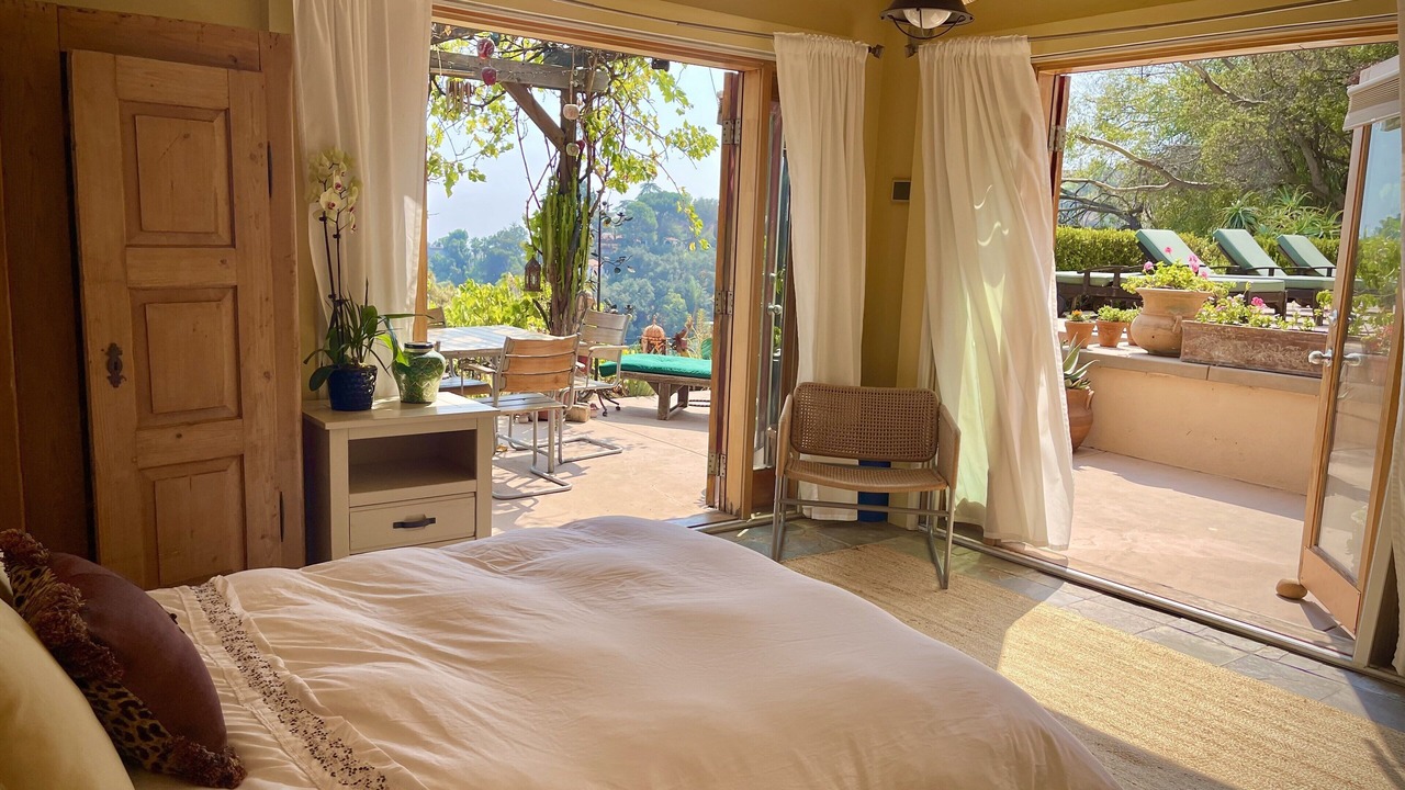 Photo of Bedroom in Hollywood Hills West