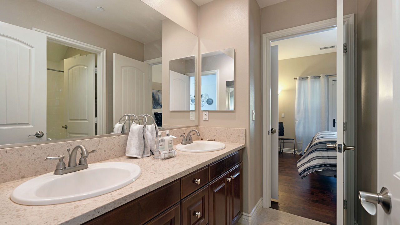 Photo of Bathroom in Pasadena