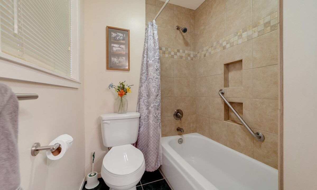 Photo of Bathroom in Twain Harte