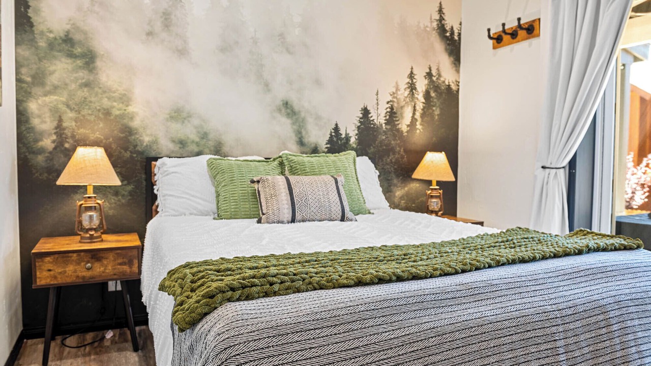 Photo of Bedroom in Big Bear City