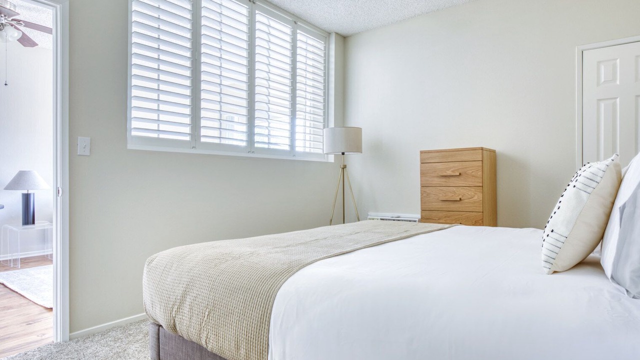 Photo of Bedroom in NoHo Arts District