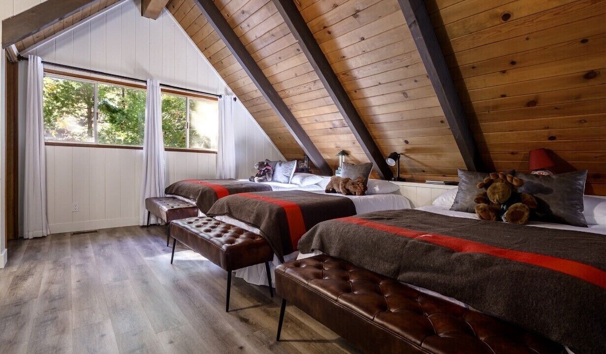 Photo of Bedroom in Blue Jay