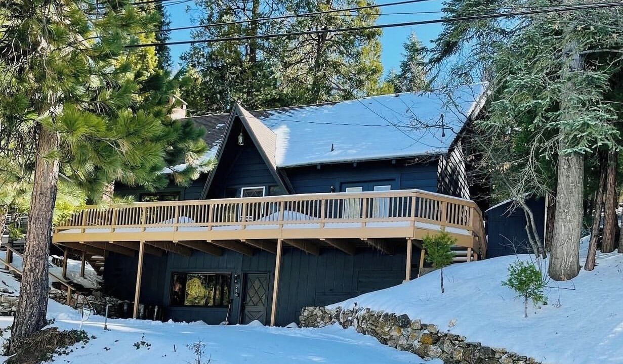 Photo of Outdoor in Blue Jay