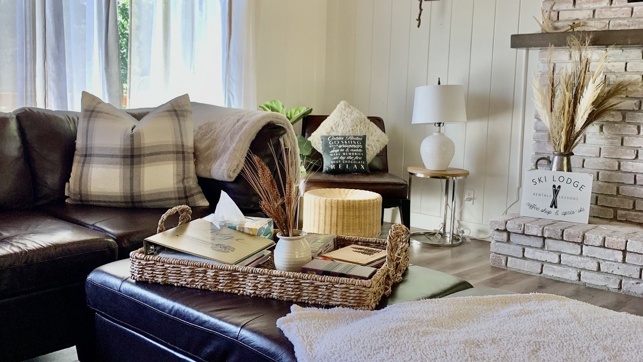 Photo of Livingroom in Blue Jay