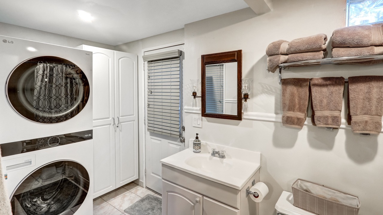 Photo of Bathroom in Cedar Glen