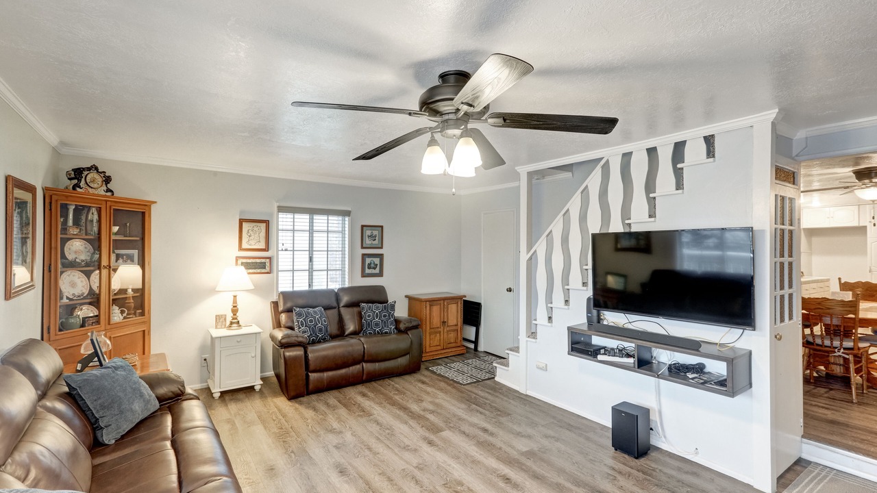 Photo of Livingroom in Cedar Glen