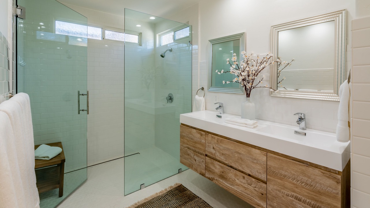 Photo of Bathroom in West Beach