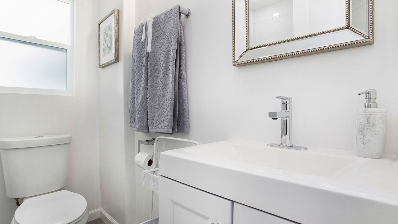 Photo of Bathroom in West Los Angeles
