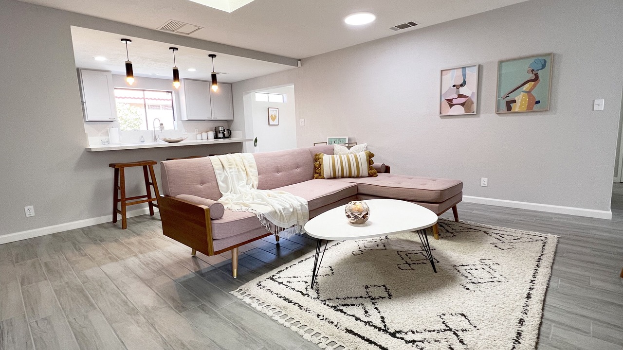 Photo of Livingroom in Cathedral City