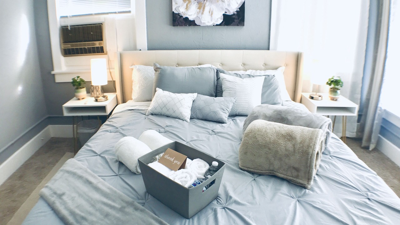 Photo of Bedroom in Oleander - Sunset