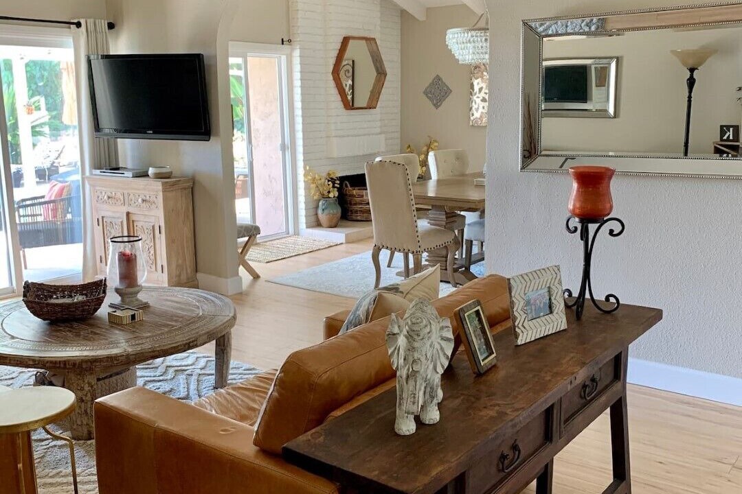 Photo of Livingroom in Allied Gardens